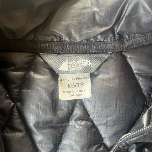 Vintage MEC Down Filled 3/4 Zip Puffer Jacket - Black Winter Down Coat - Picture 12 of 16